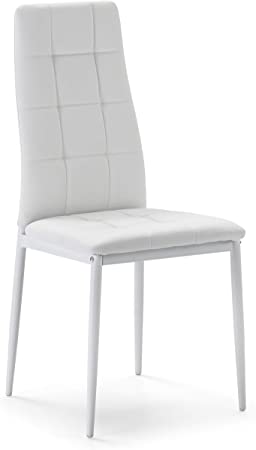 sillas tapizadas de color blanco para comedor